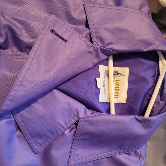Retro and Wonderful Purple Vintage London Fog long coat! - Picture 16 of 16